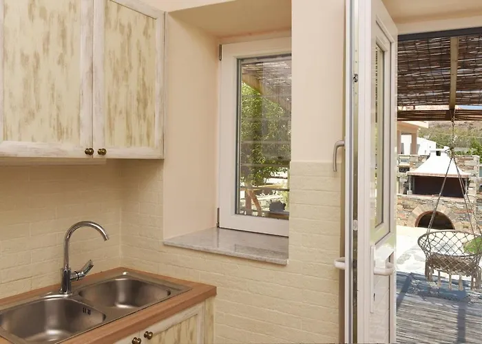 Nyaraló Pappou Kíni